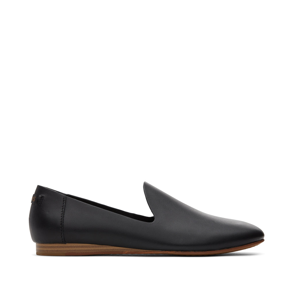 Darcy Black Leather Flat Side View
