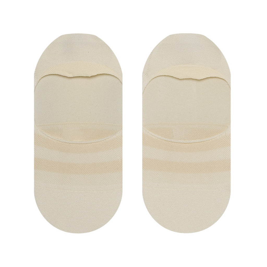Detailed Image Of Classic No Show Socks Natural