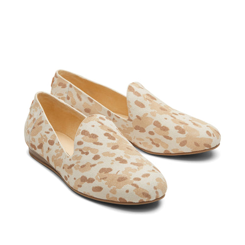 Darcy Flat Front View