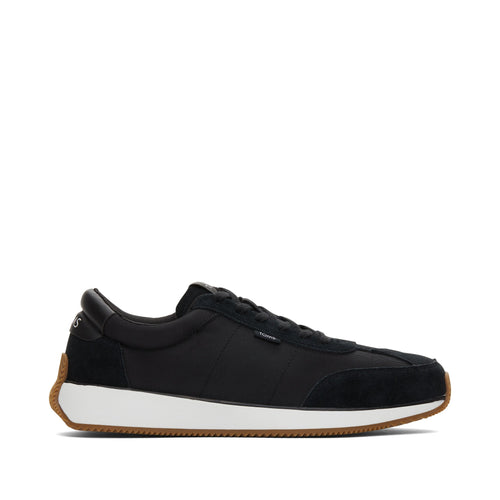 Wyndon Black Jogger Sneaker Side View