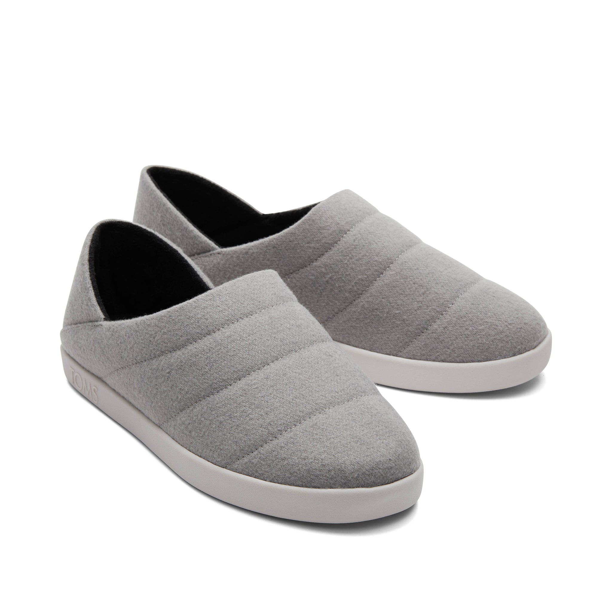 Ezra Grey Faux Fleece Convertible Slipper Front View