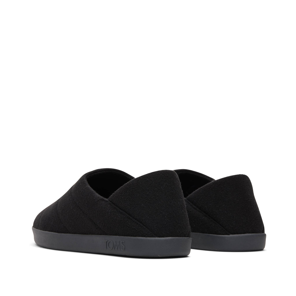 Ezra Black Faux Fleece Convertible Slipper Back View
