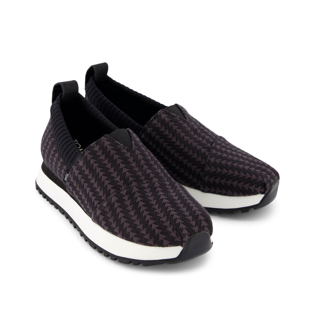 Resident 2.0 Black Triangle Woven Sneaker Front View