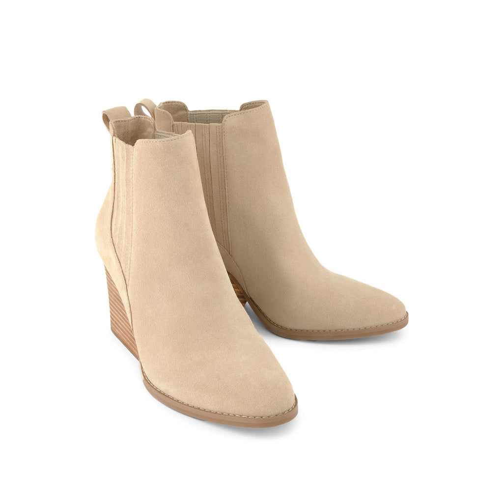 Noa Natural Suede Boot Front View