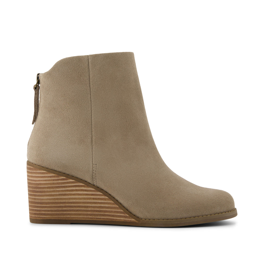 Casey Wedge Boot - Dune Suede Side View