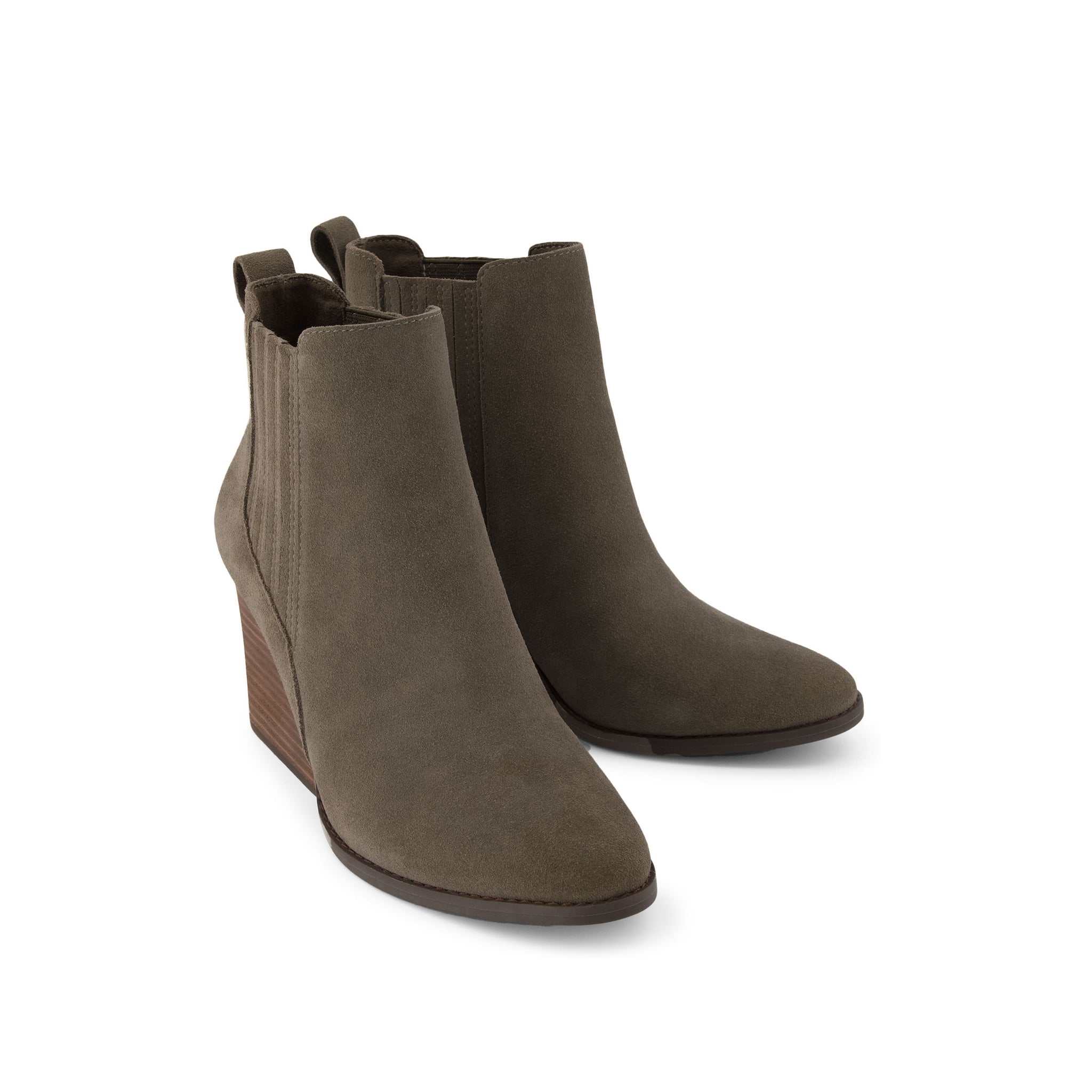 Noa Olive Suede Boot Front View