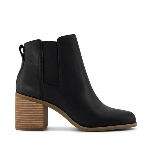 Evelyn Chelsea Heeled Boot - Black Leather Side View