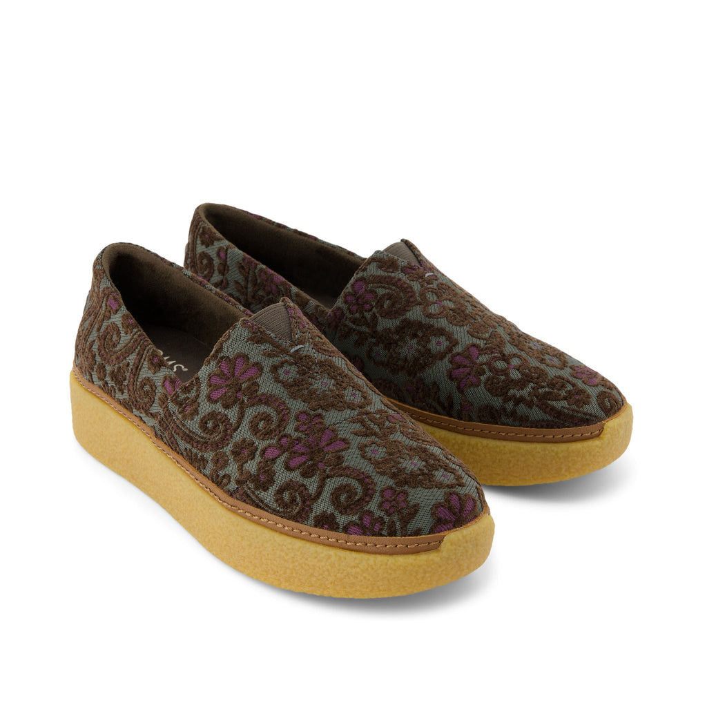 adelaide slip on casual style in brocade pair detail shot