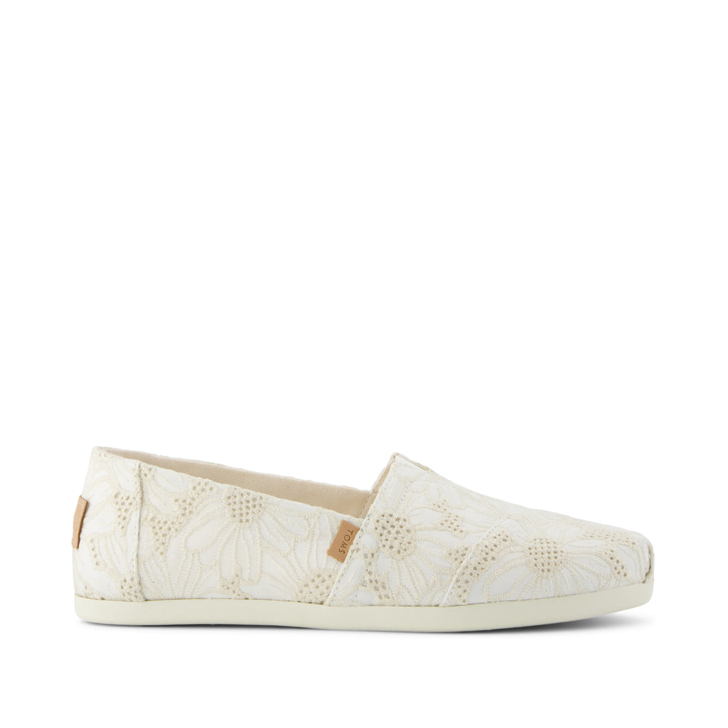 Alpargata Classic - Natural Floral Eyelet Side View