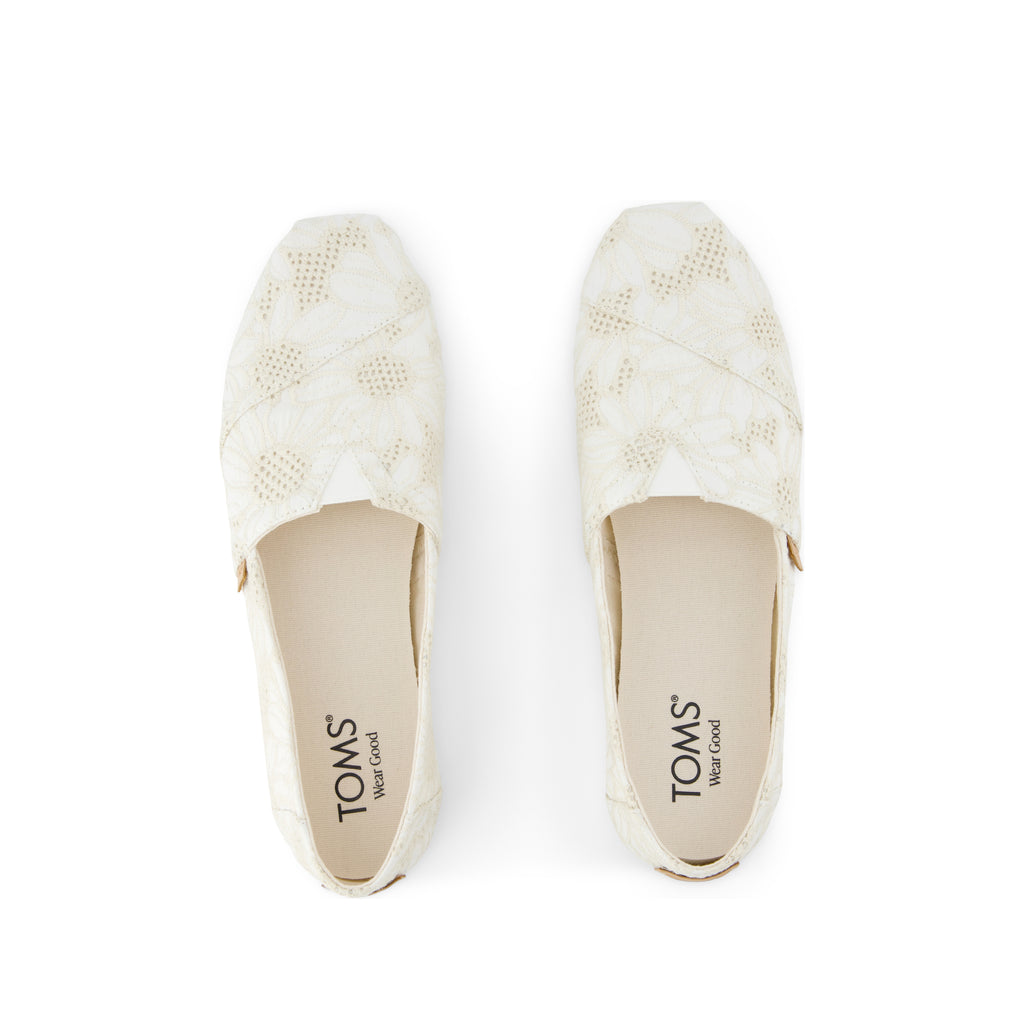 Alpargata Classic - Natural Floral Eyelet Top View