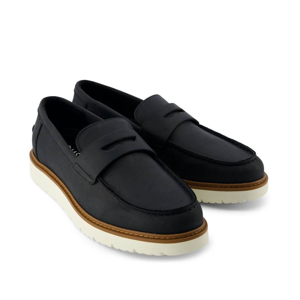 Navi TRVL LITE  Havana Loafer - Black Leather Front View