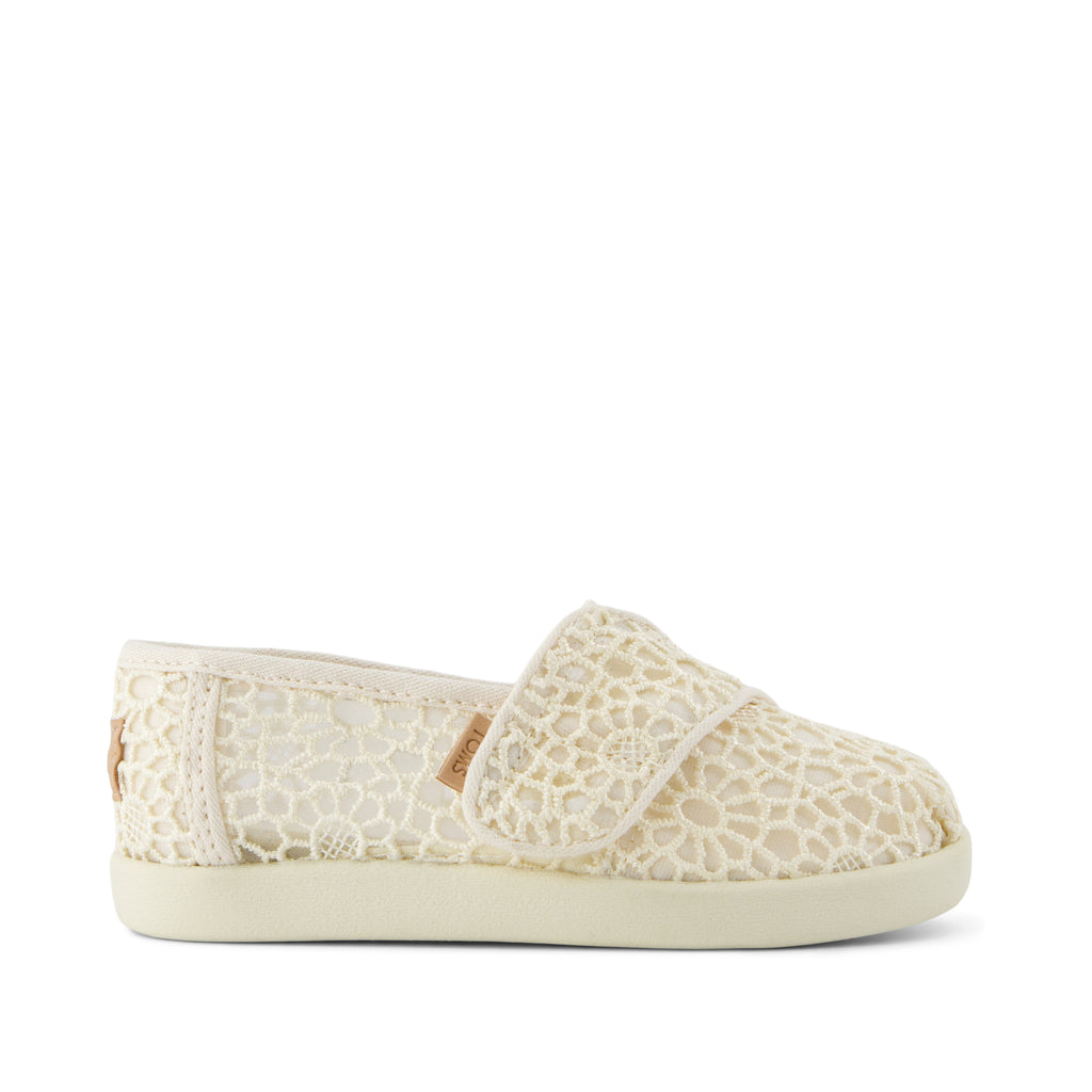 Alpargata Classic Toddler Shoe - Natural Moroccan Crochet Side View