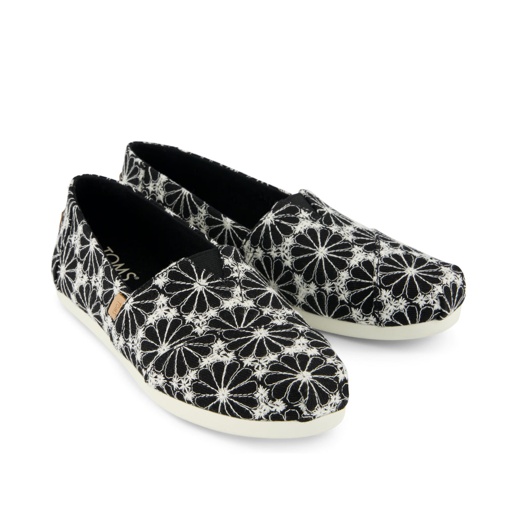 Alpargata Classic - Black Embroidered Daisy Denim​ Front View