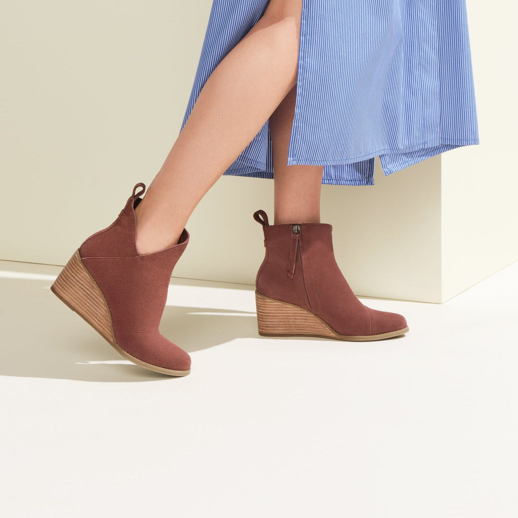 sutton wedge boot in brown suede on model