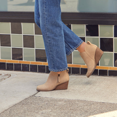 Goldie Oatmeal Suede Wedge Boot