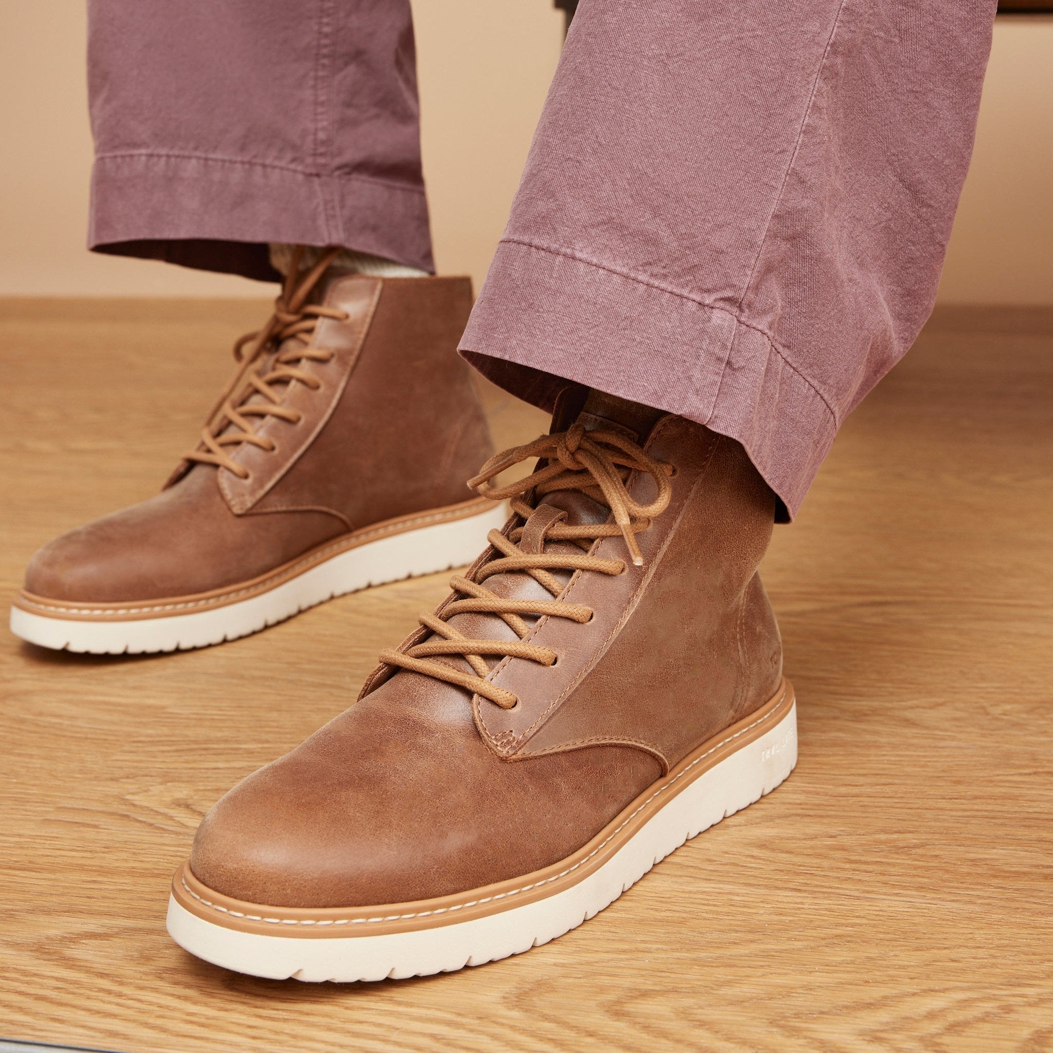 navi trvl lite ranger boot in tan up close detail shot of leather, lacing, sole