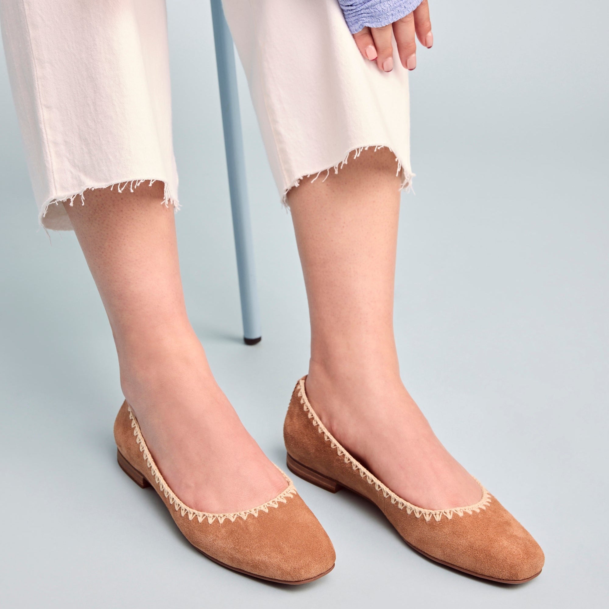 breilla ballet flat in brown leather with deco stitching up close detail shot