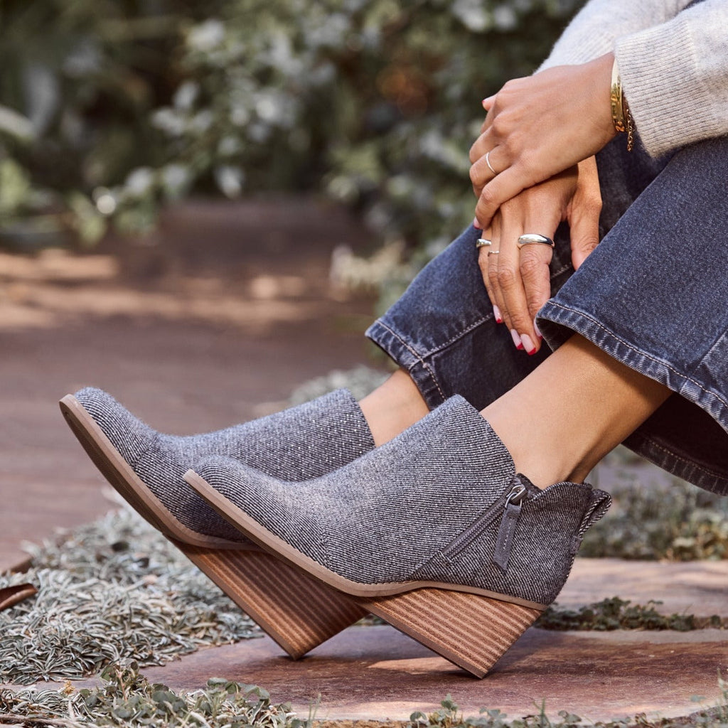 Goldie wedge boot in foreged iron grey twill up close on model detail shot