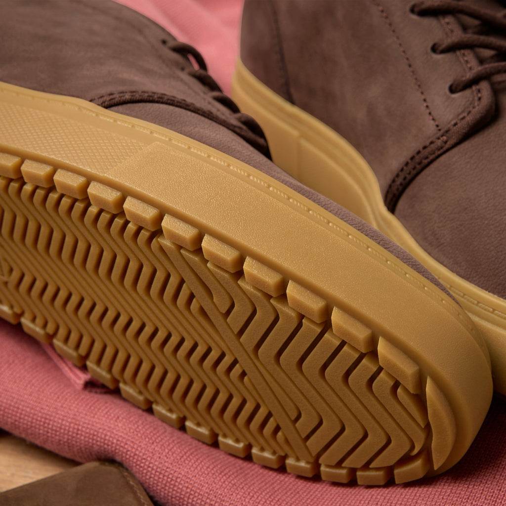 Men's Carlo Mid 2.0 in Oak Brown Bottom Sole Detail Shot