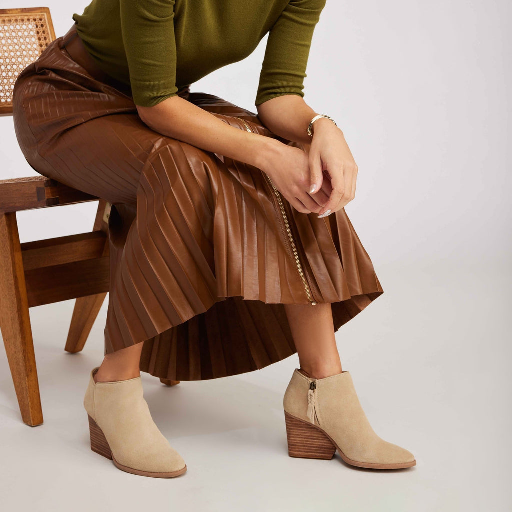 hadley boot with leather wrapped heel on model detail shot