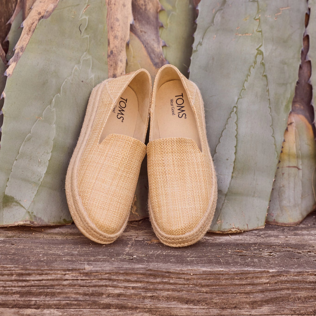 Laydown image of the Carolina Almond Raffia Espadrille
