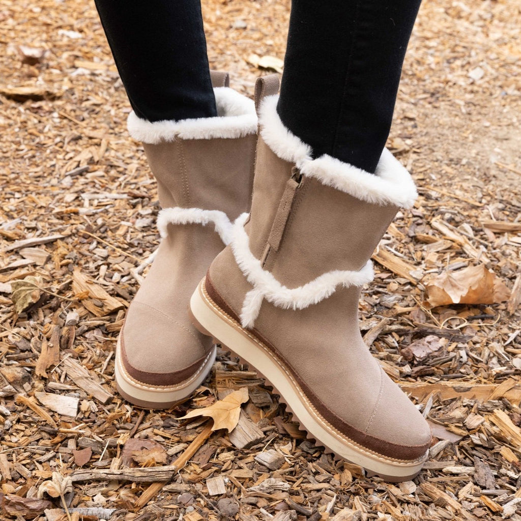 makenna water resistant boot on model up close detail shot