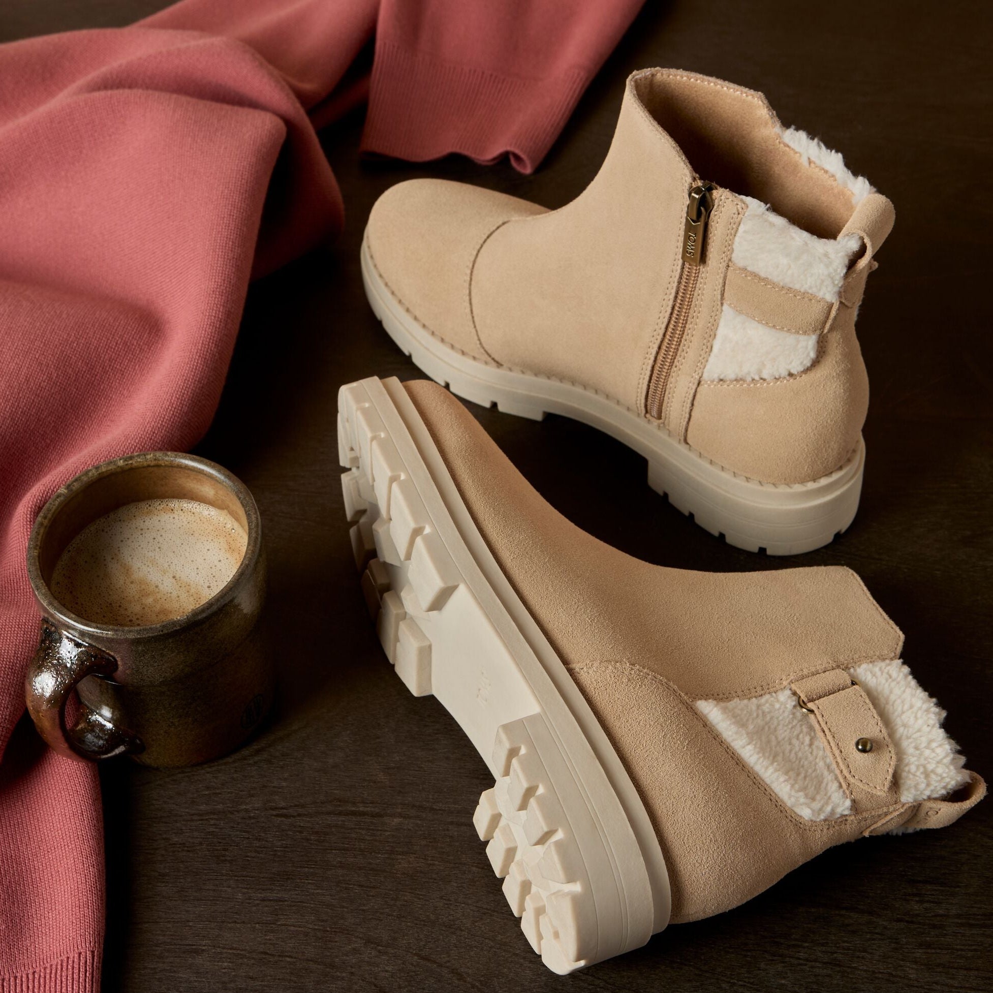 Laydown image of the Water Repellent Light Caramel Astrid boot