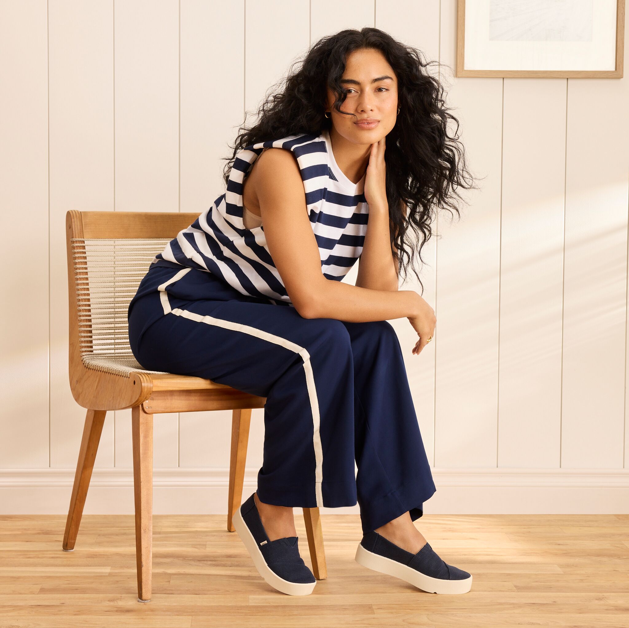 On model image of the navy heritage canvas Verona slip on sneaker