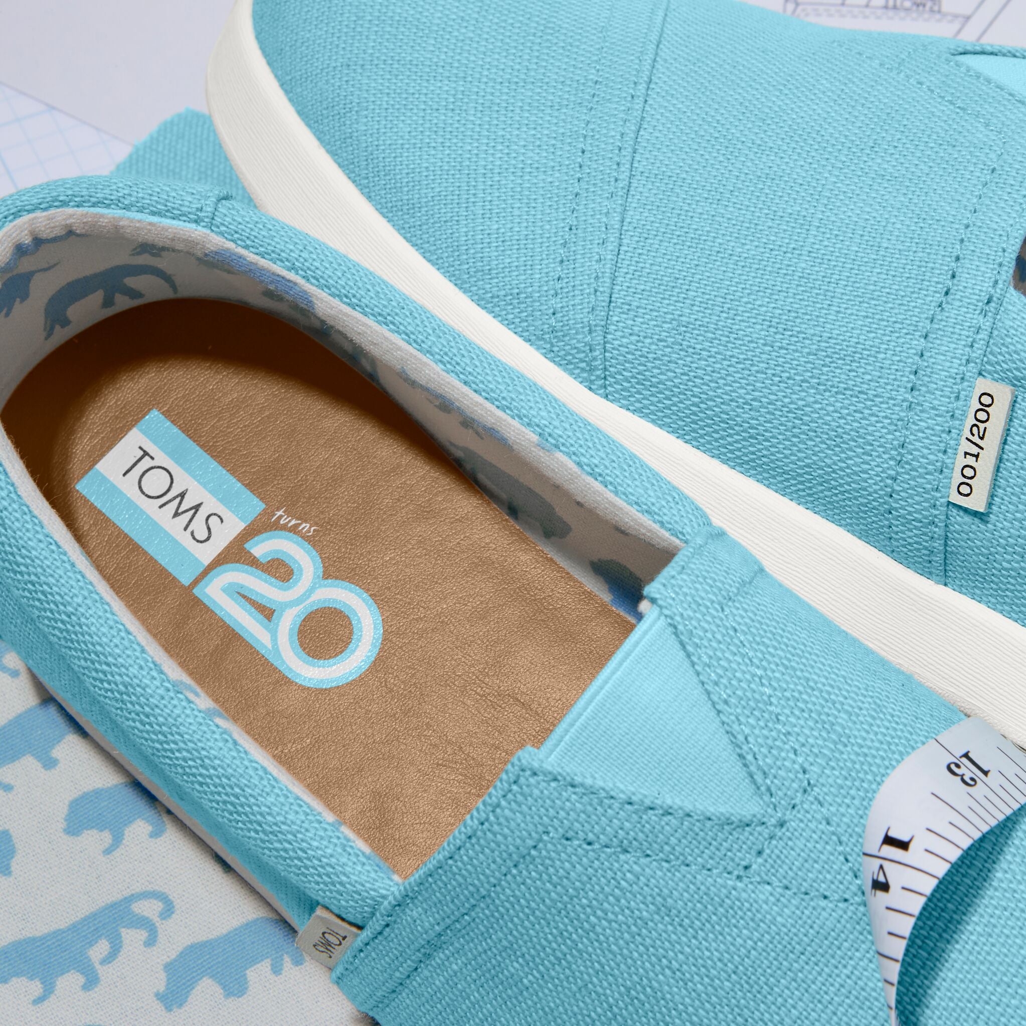 Up close detail image of the limited edition cerulean blue Alpargata Plus